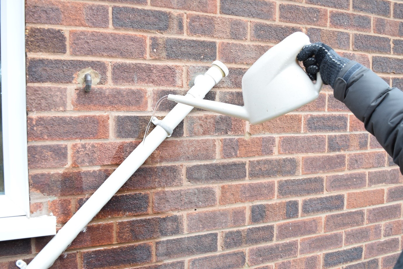 How to Thaw a Frozen Boiler Condensate Pipe | Worcester Bosch
